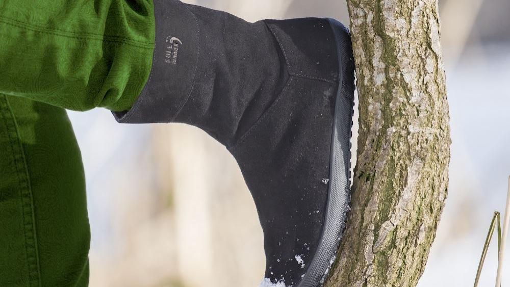 Damen_Winter-Barfussschuh_Larissa_lifestyle