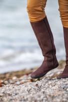 Dia_damen_Barfuss-Winterstiefel_dunkelbraun_lifestyle