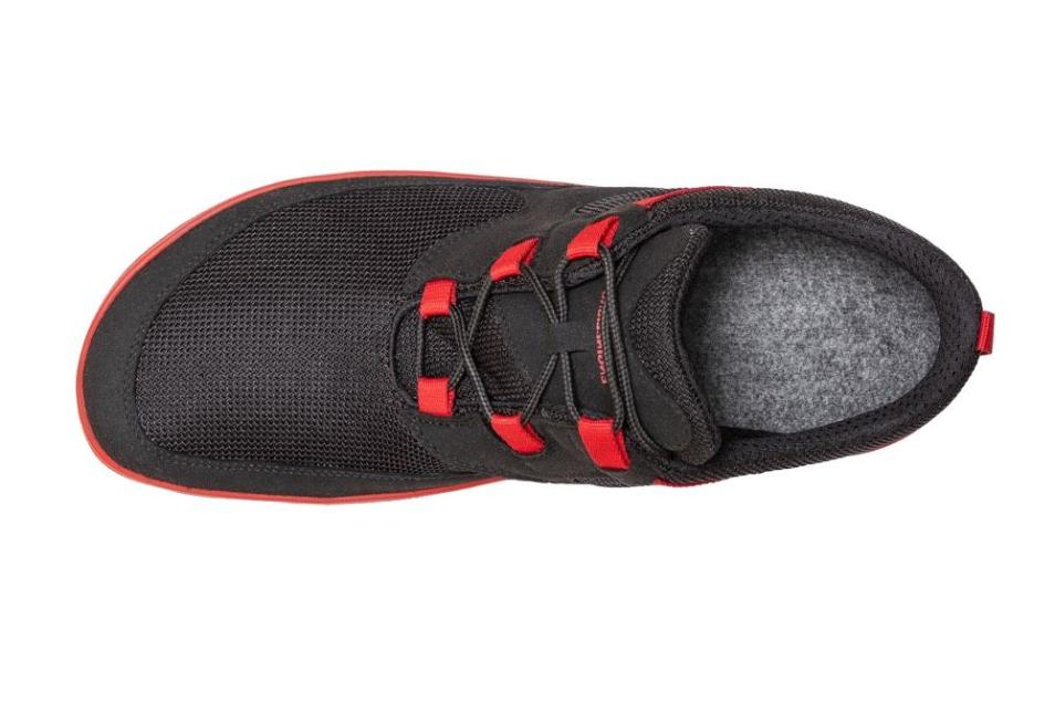 Namaka-2-black-red-von-oben